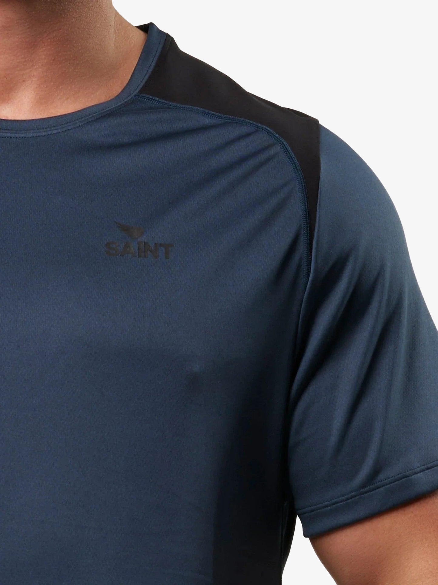 メンズ　トレーニングTシャツ